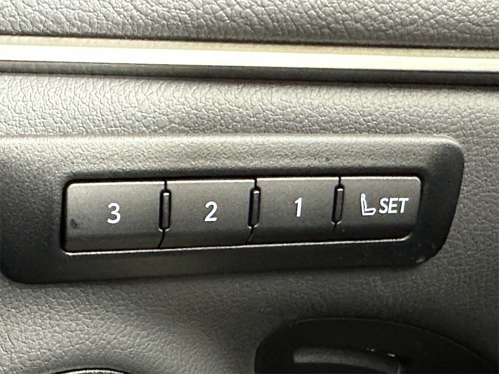 2025 Lexus ES 350 Ultra Luxury