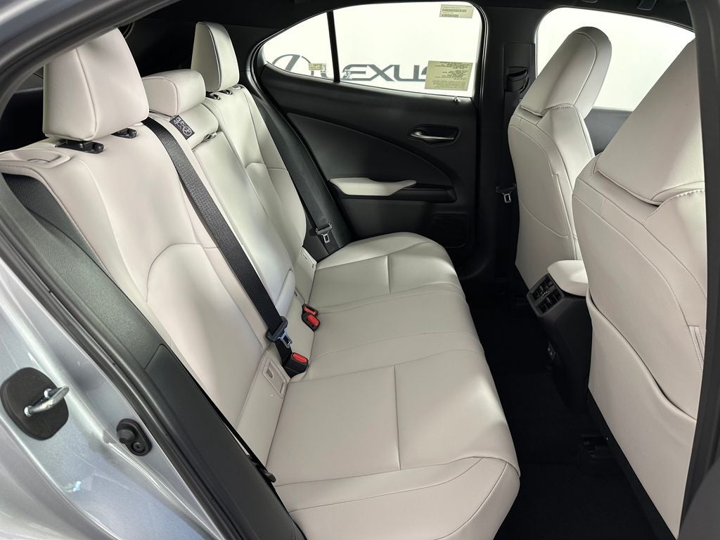 2026 Lexus UX 300h Premium