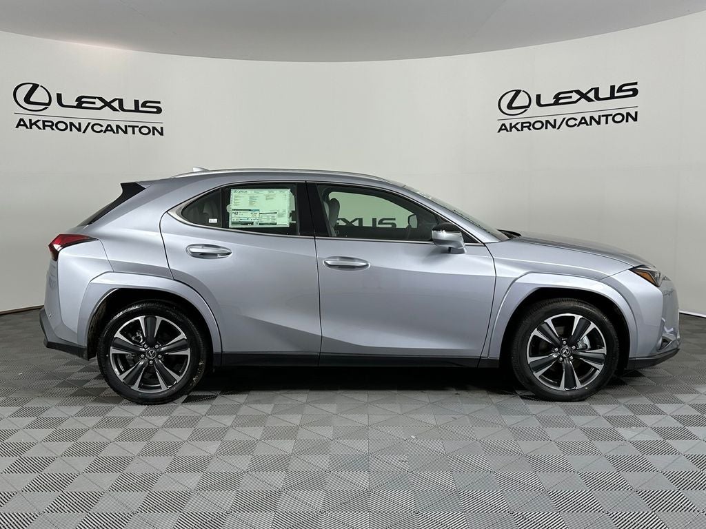 2026 Lexus UX 300h Premium