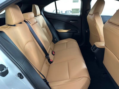 2026 Lexus UX 300h Premium
