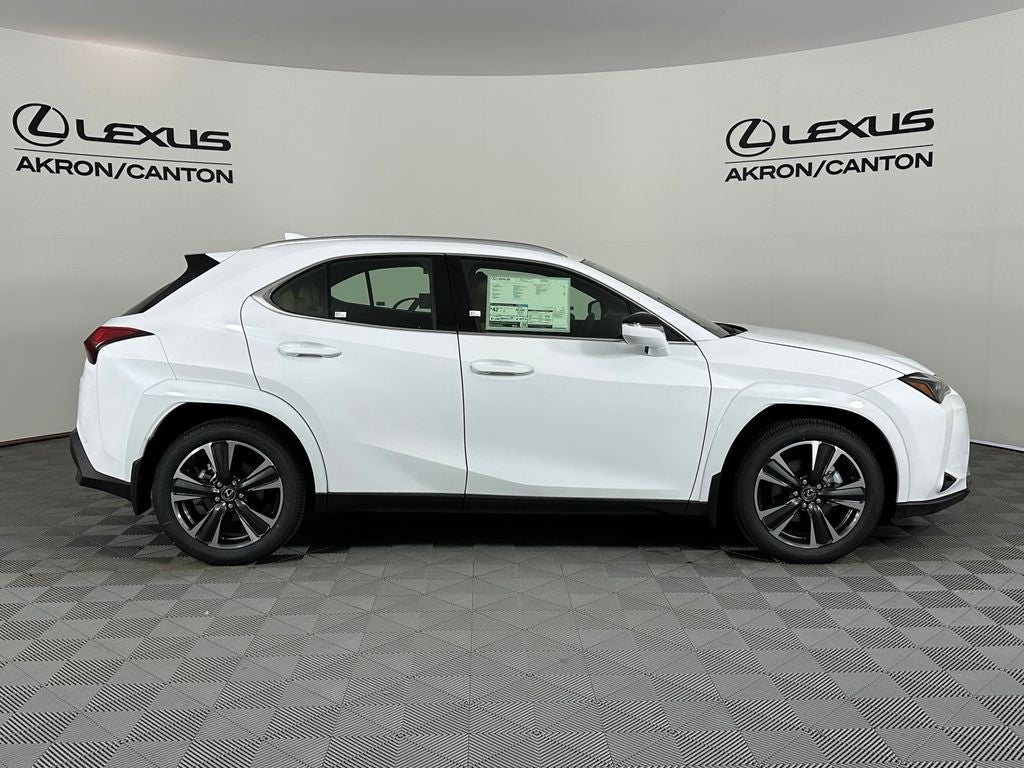 2026 Lexus UX 300h Premium