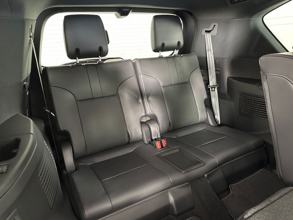 2026 Lexus LX 700h Luxury