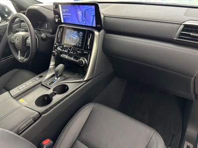 2026 Lexus LX 700h Luxury