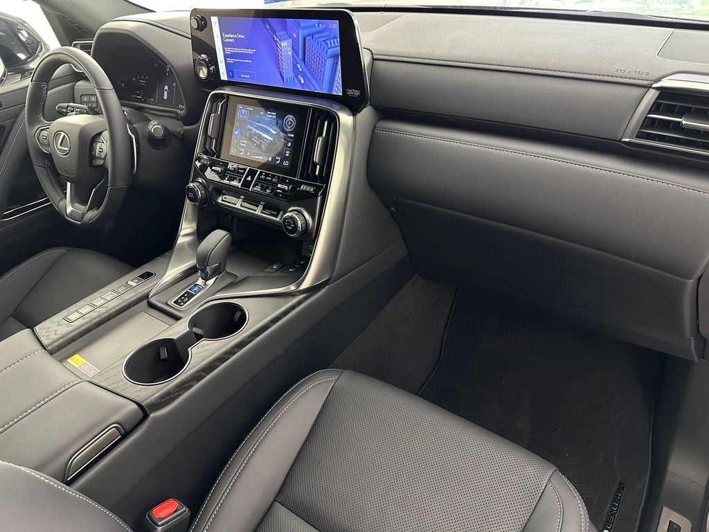 2026 Lexus LX 700h Luxury