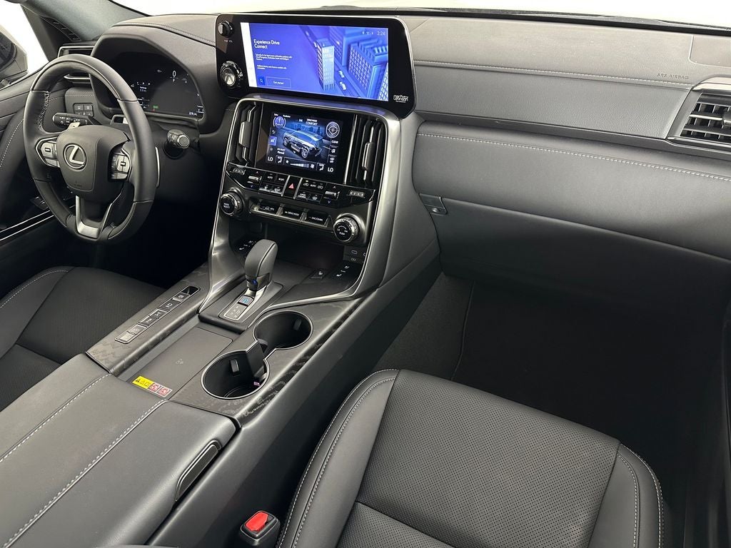 2026 Lexus LX 700h Luxury
