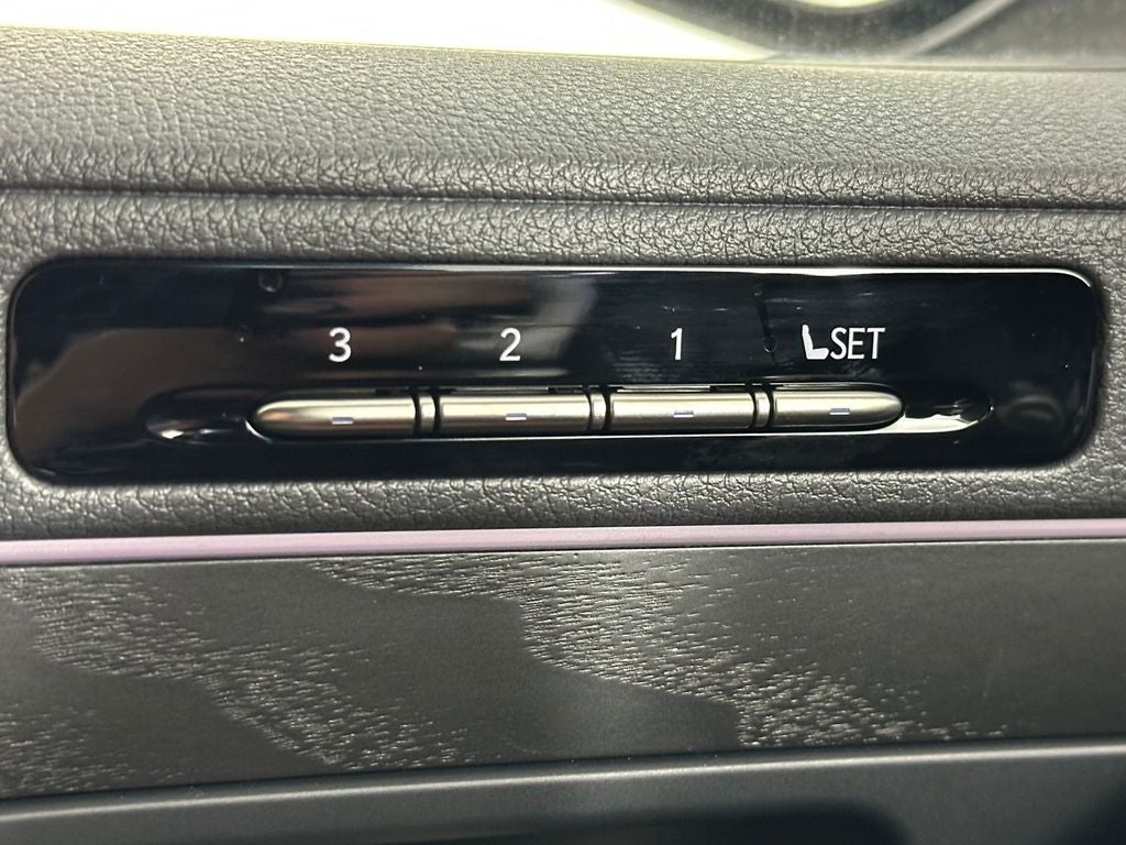 2026 Lexus LX 700h Luxury