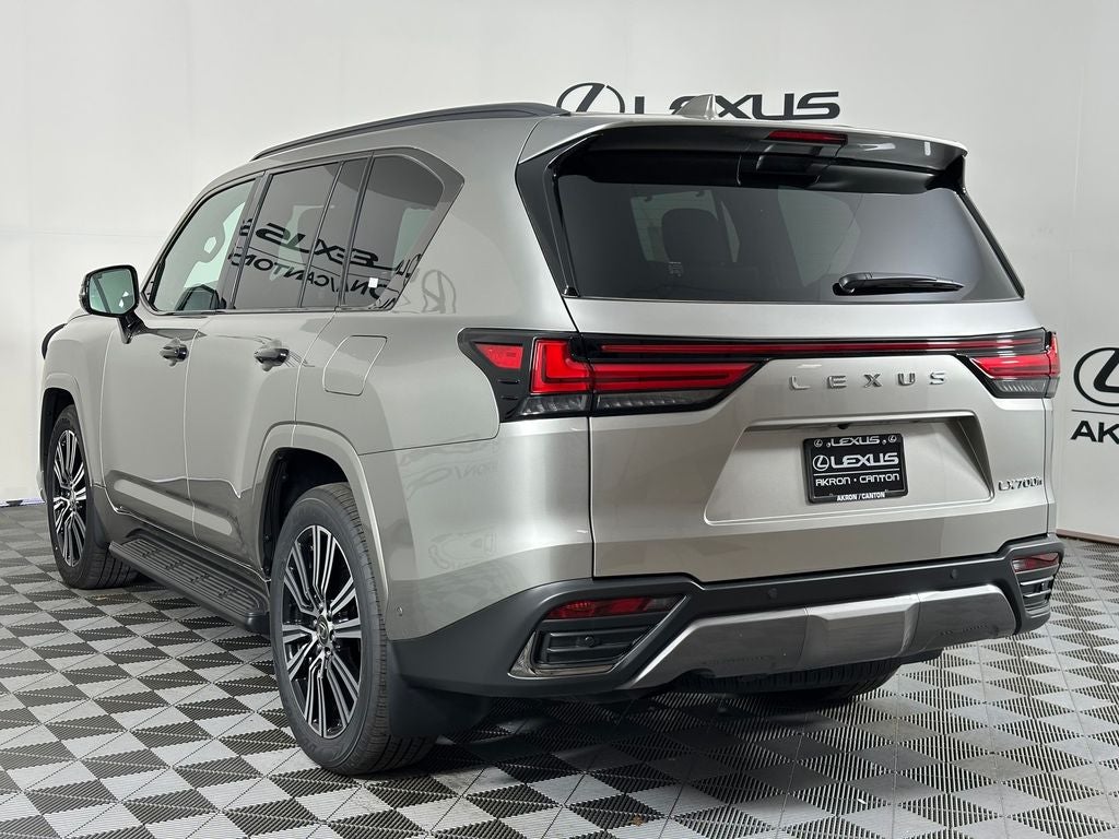 2026 Lexus LX 700h Luxury
