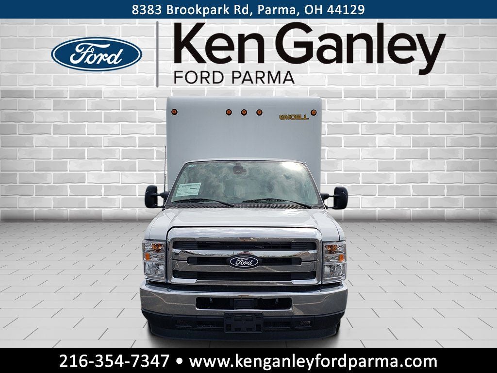 2026 Ford E-350SD Base Cutaway