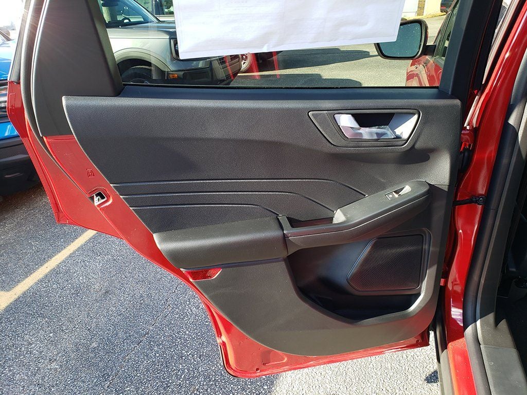 2026 Ford Escape Hybrid ST-Line Select
