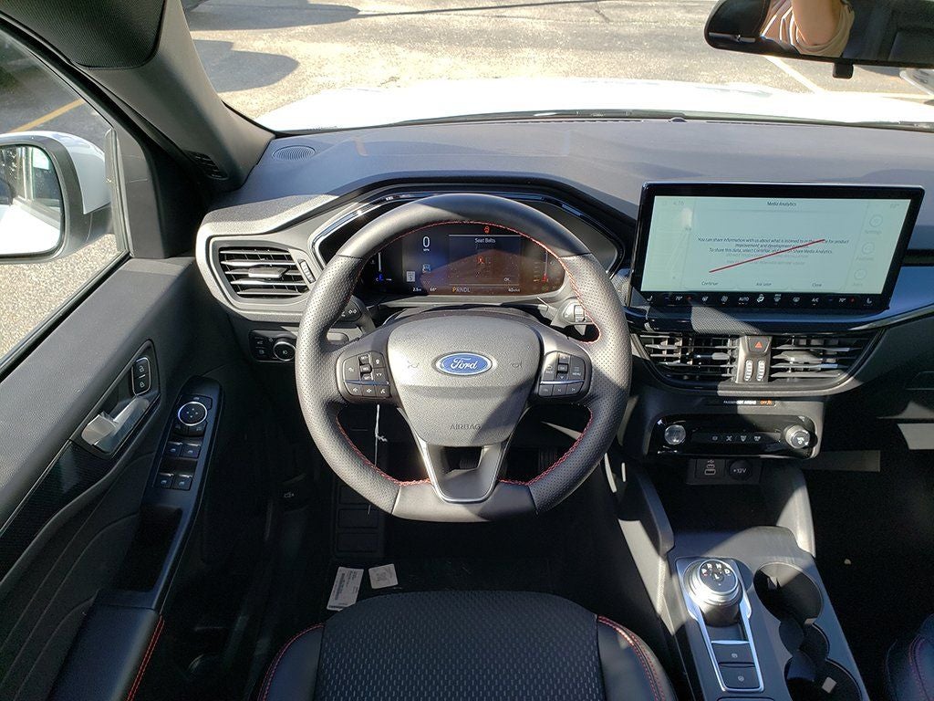 2026 Ford Escape Hybrid ST-Line Select
