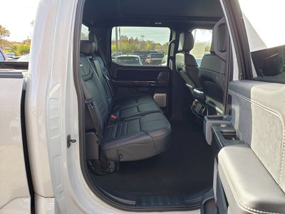 2025 Ford F-150 Lightning Platinum