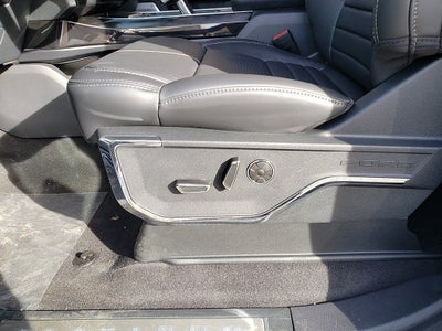 2025 Ford F-150 Lightning Platinum