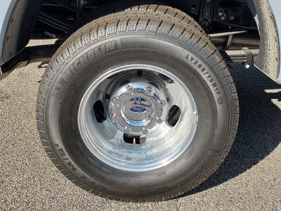 2027 Ford F-350SD Platinum DRW
