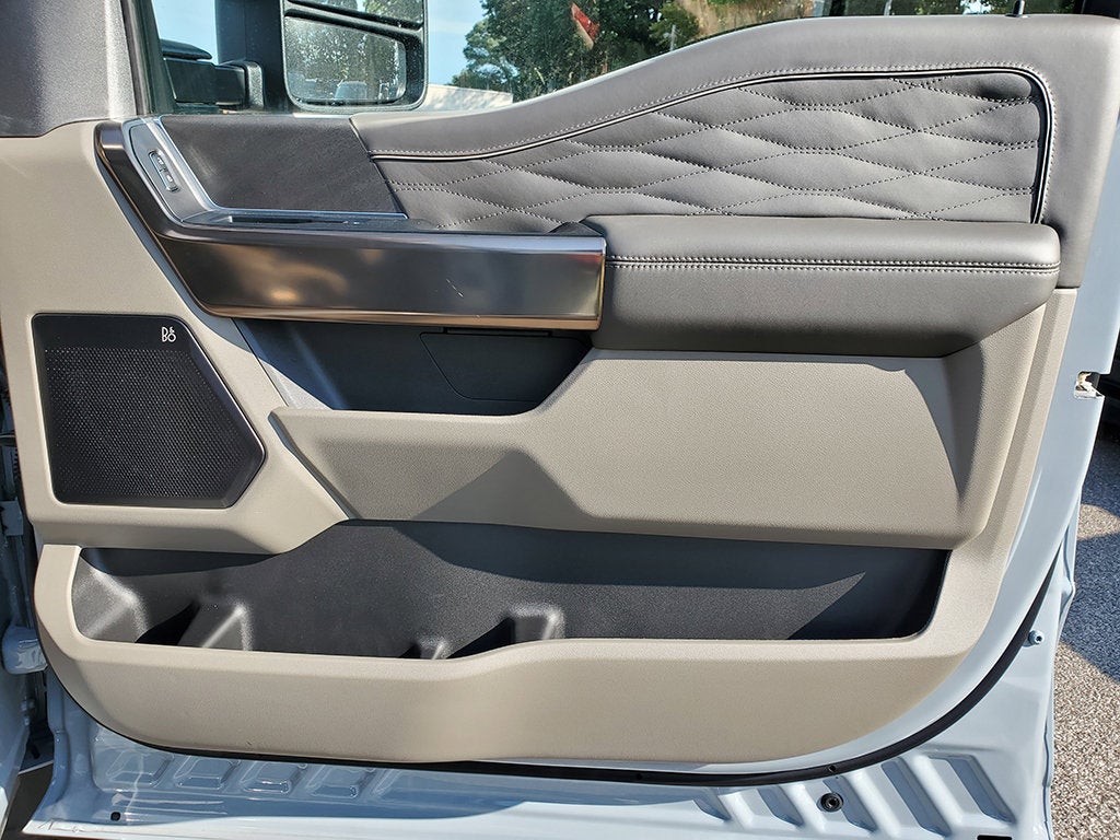 2027 Ford F-350SD Platinum DRW