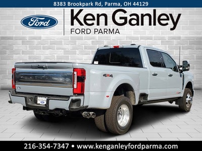 2027 Ford F-350SD Platinum DRW
