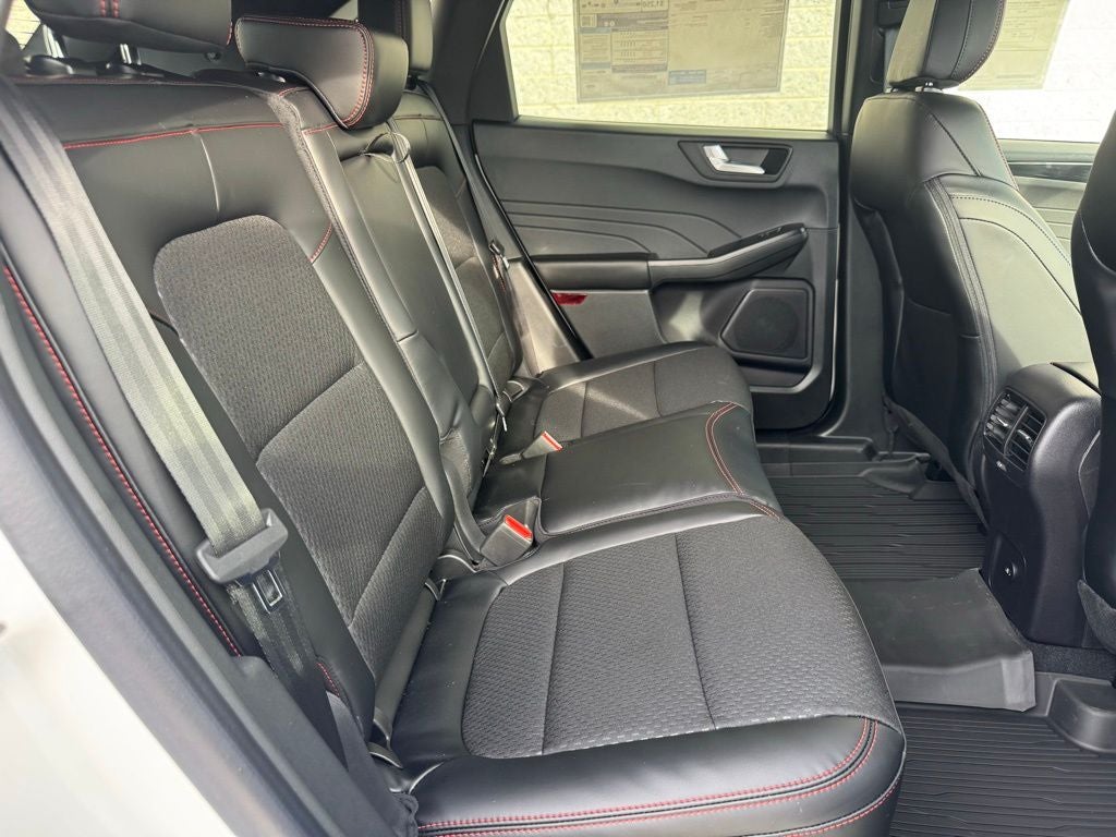 2026 Ford Escape Hybrid ST-Line Select