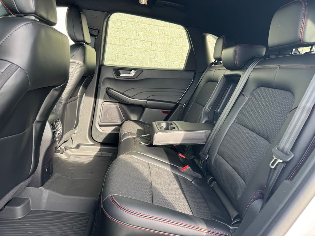 2026 Ford Escape Hybrid ST-Line Select