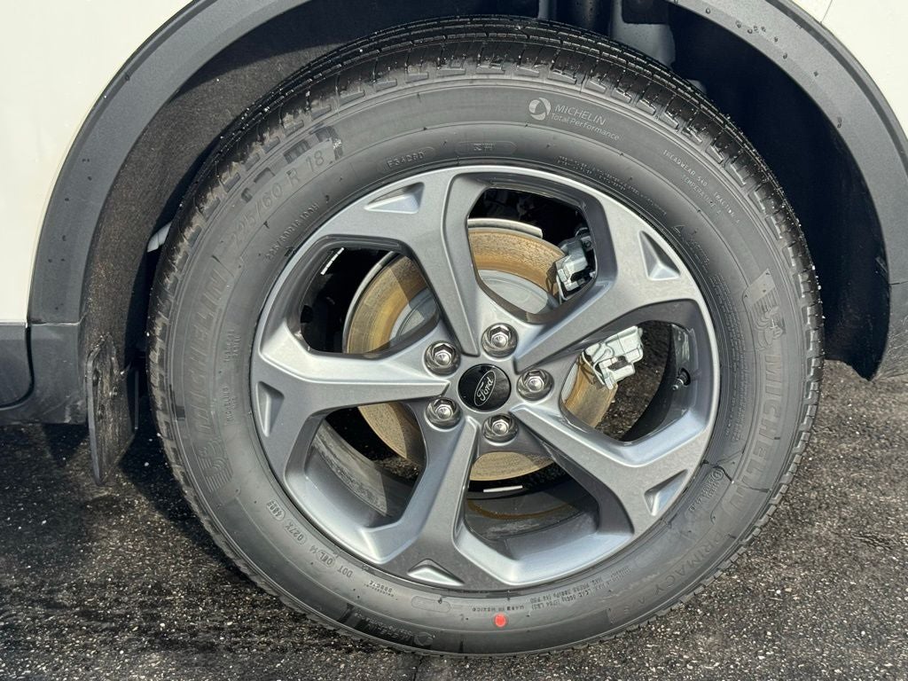 2026 Ford Escape Hybrid ST-Line Select