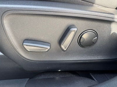 2026 Ford Escape Hybrid ST-Line Elite
