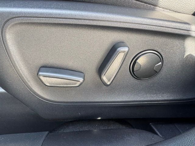 2026 Ford Escape Hybrid ST-Line Elite