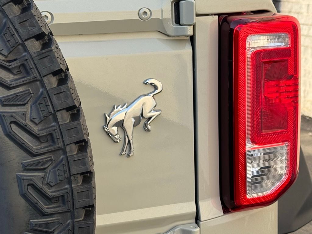 2025 Ford Bronco Base