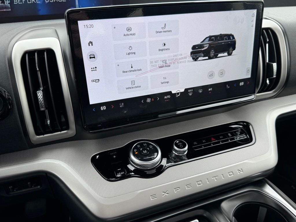 2026 Ford Expedition Active