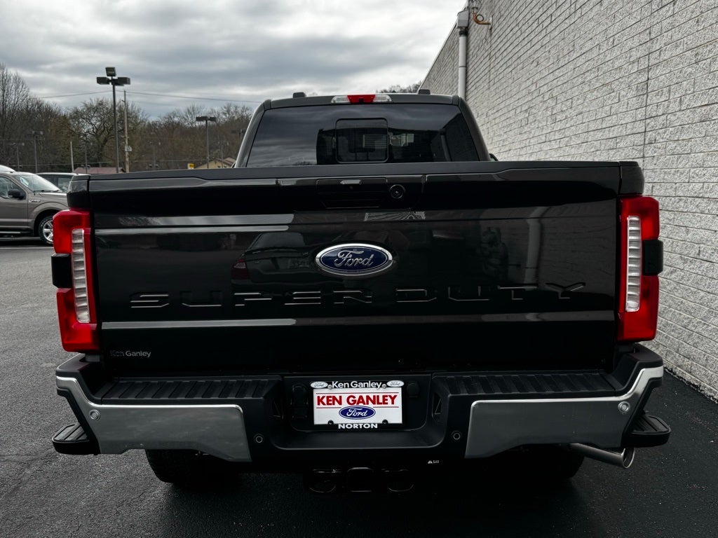 2025 Ford F-350SD Lariat