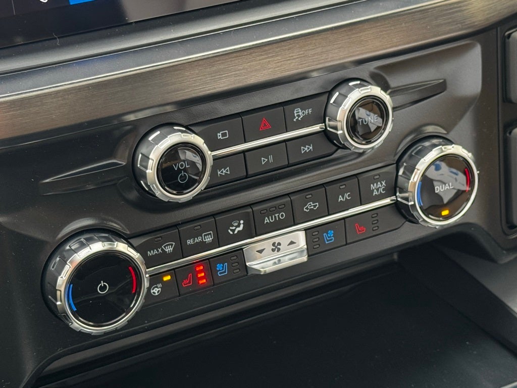 2025 Ford F-350SD Lariat