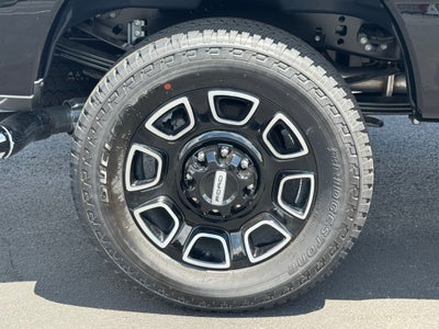 2025 Ford F-350SD Platinum