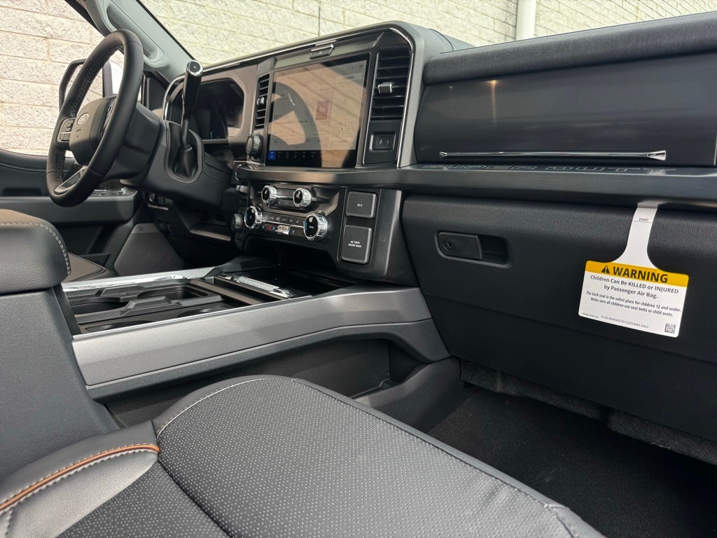 2025 Ford F-350SD Lariat