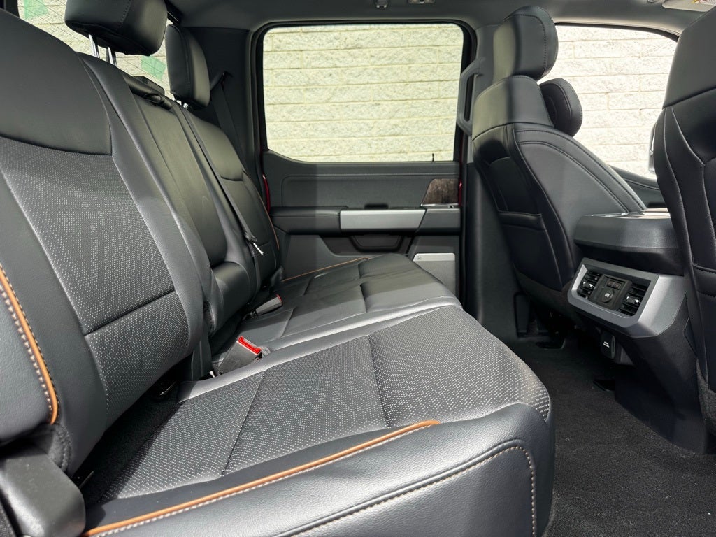 2025 Ford F-350SD Lariat