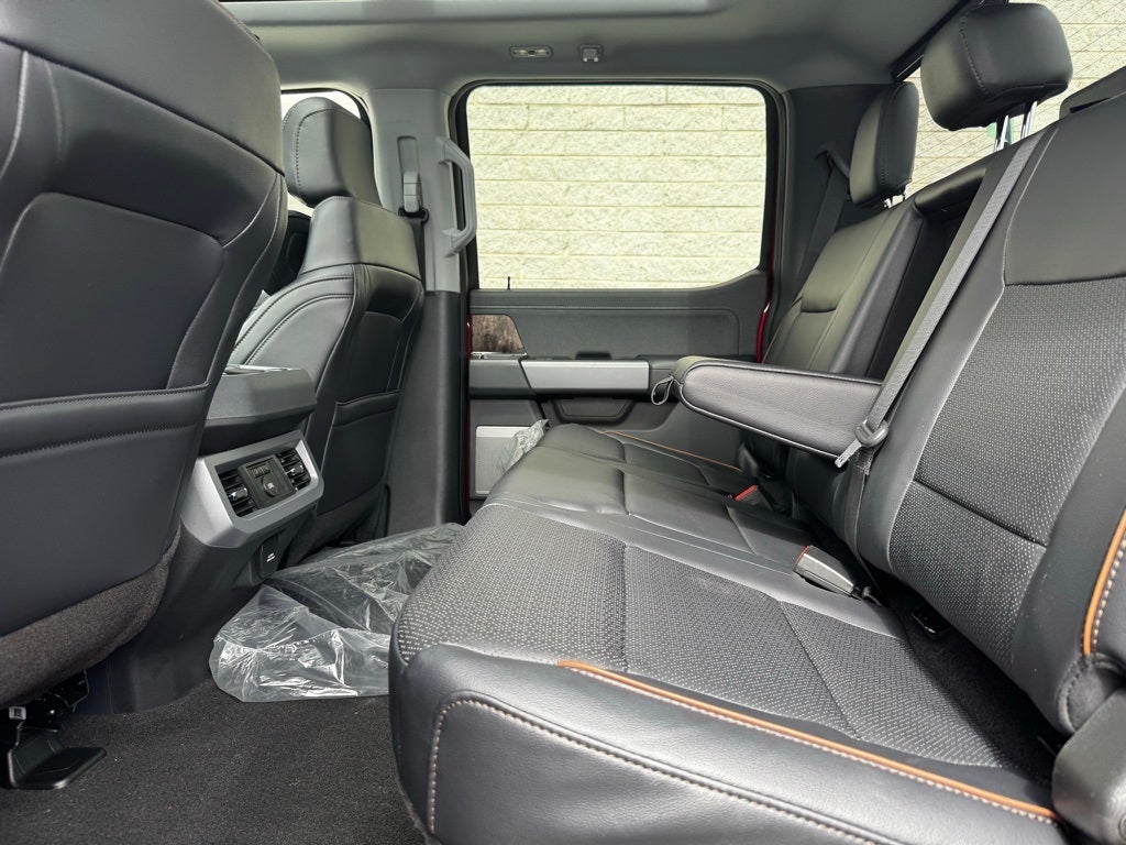 2025 Ford F-350SD Lariat