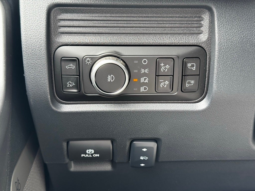 2025 Ford F-350SD Lariat