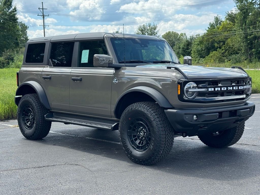 2026 Ford Bronco Outer Banks®