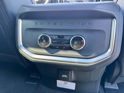 2026 Ford Expedition Platinum®