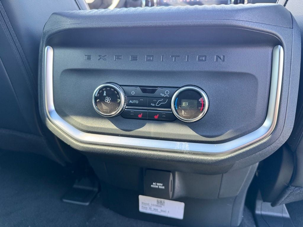 2026 Ford Expedition Platinum®