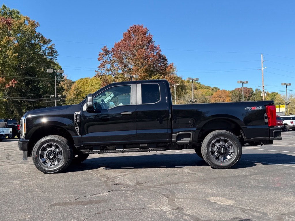 2027 Ford Super Duty F-250® XL