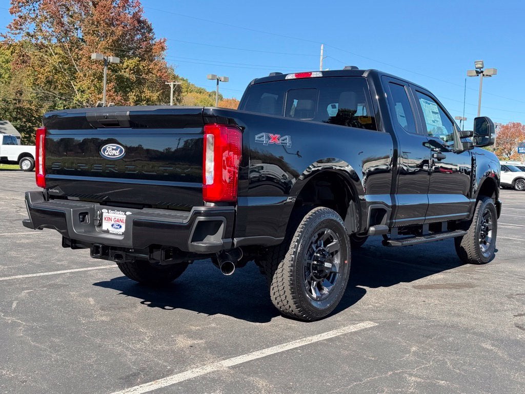 2027 Ford Super Duty F-250® XL