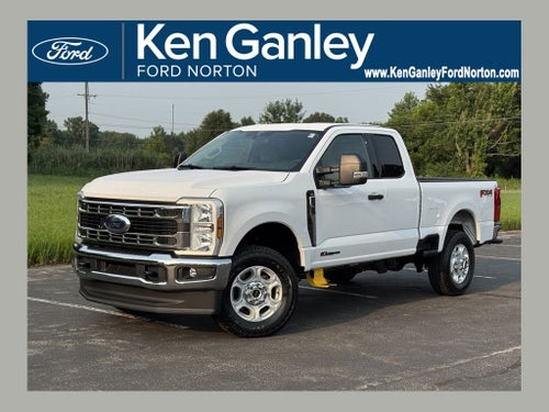 2026 Ford Super Duty F-350® XLT
