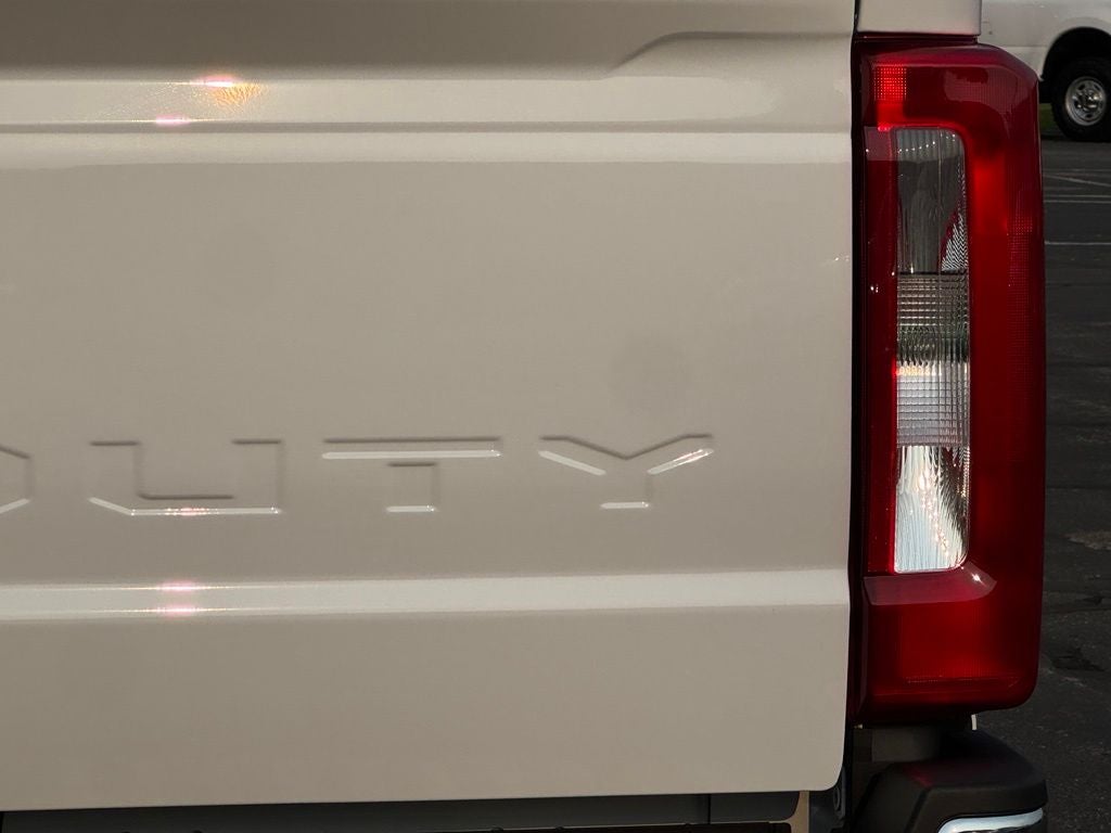 2026 Ford Super Duty F-350® XLT