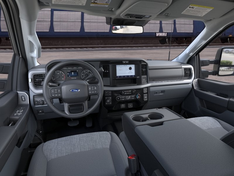 2026 Ford Super Duty F-350® XLT