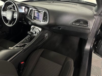 2022 Dodge Challenger SXT