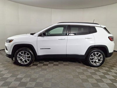2023 Jeep Compass Latitude Lux