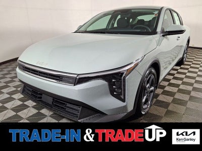 2026 Kia K4 LXS