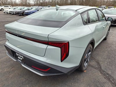2026 Kia K4 LXS