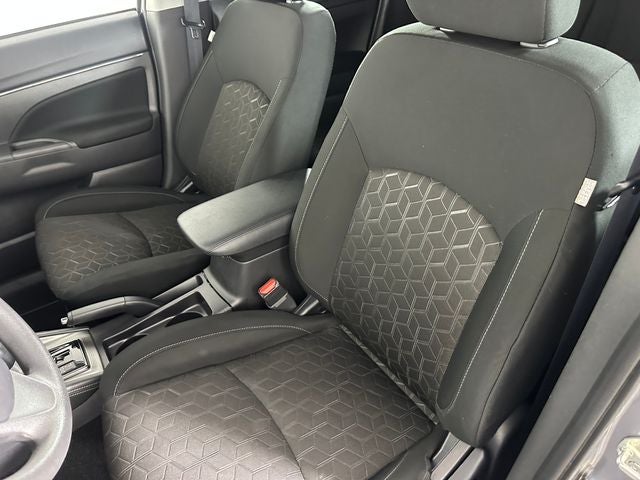 2024 Mitsubishi Outlander Sport Base