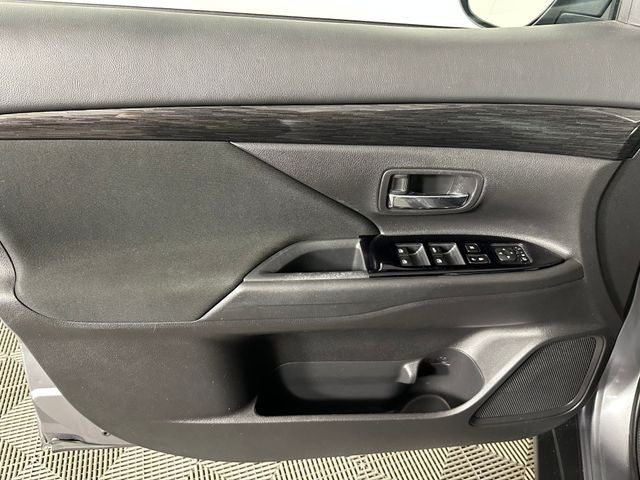 2018 Mitsubishi Outlander SE