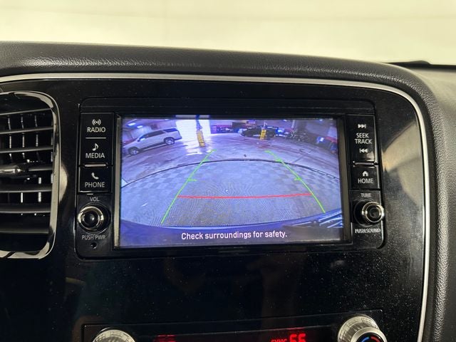 2020 Mitsubishi Outlander Base