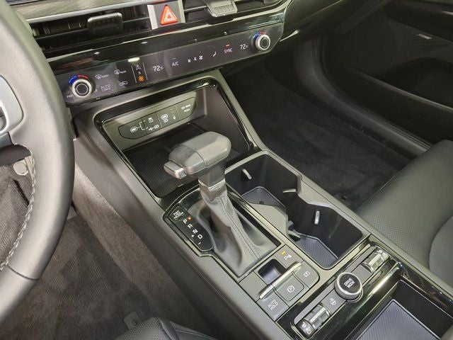 2025 Kia K5 EX