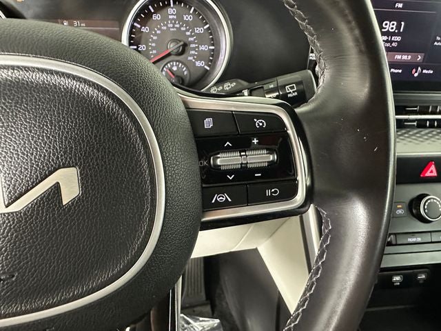 2023 Kia Carnival LX Seat Package